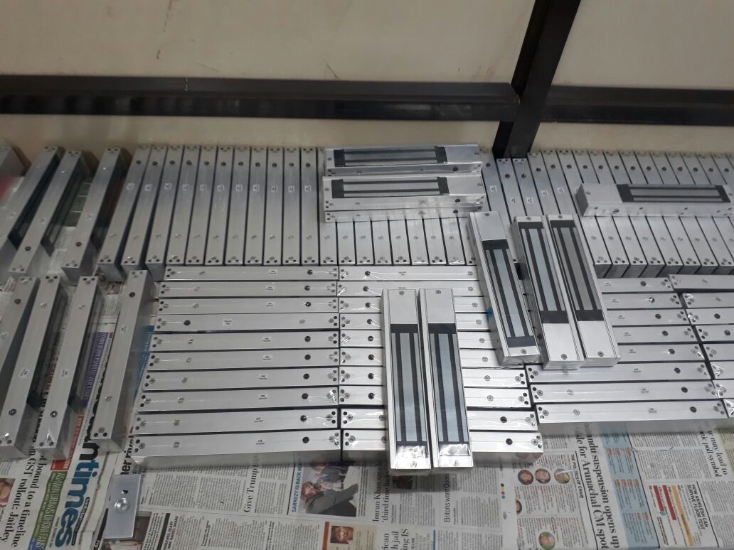 S4A Factory Dispatch: Giải pháp kiểm soát ra vào và cửa tự động sẵn sàng vận chuyển toàn cầu.